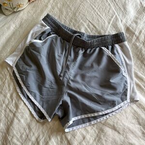 Under Armour S M Athletic Shorts with Pockets